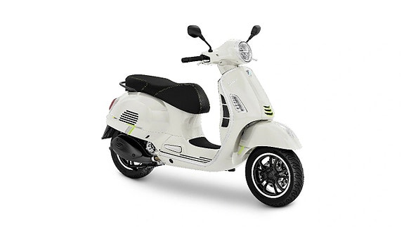 Vespa GTS 310 SuperTech 3 of 5