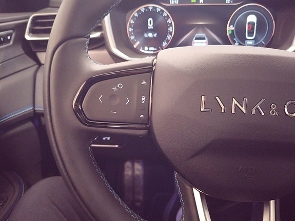 Lynk & Co 01 19 of 20