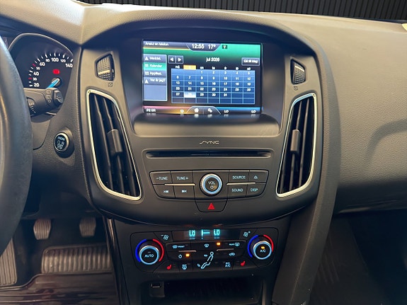 Ford Focus 19 of 22