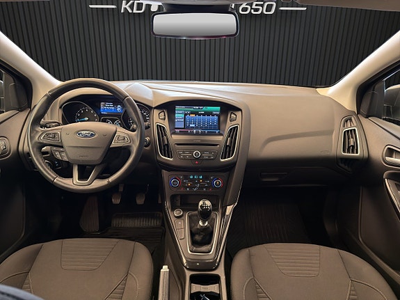Ford Focus 11 of 22