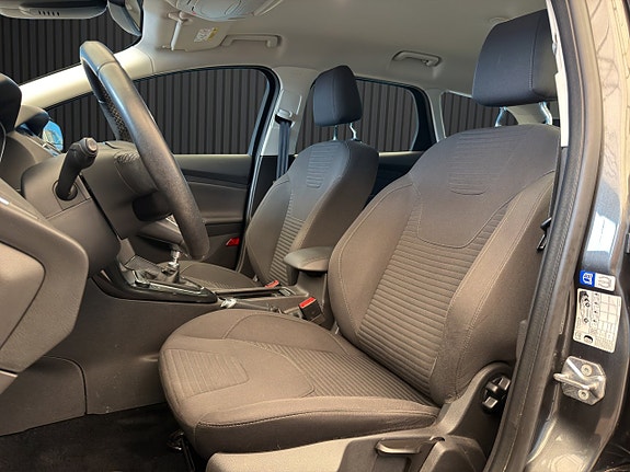 Ford Focus 10 of 22