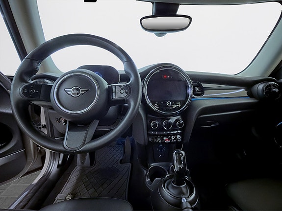 MINI Cooper S 9 of 14