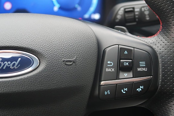 Ford Kuga 11 of 21