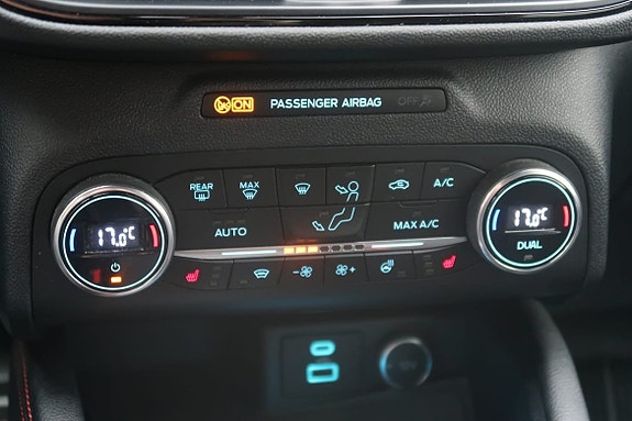 Ford Kuga 14 of 21