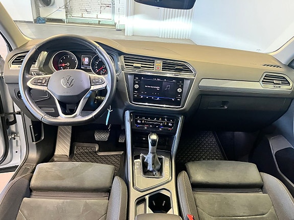 Volkswagen Tiguan 11 of 12
