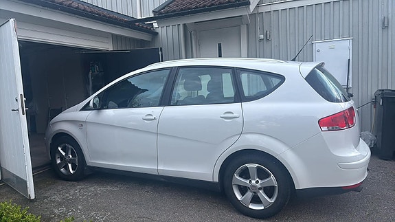 Seat Altea XL 3 of 5
