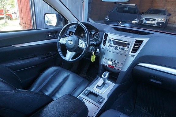 Subaru Outback 5 of 5