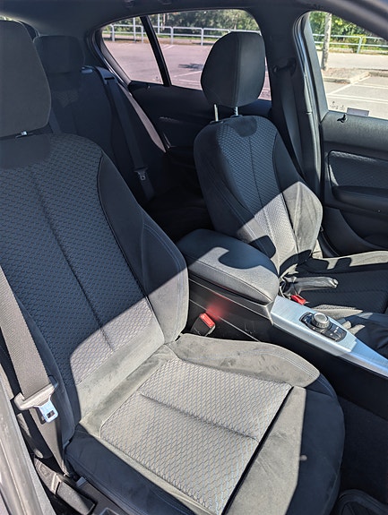 BMW 118d 7 of 9