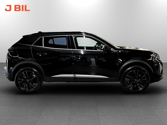 Peugeot 2008 4 of 5