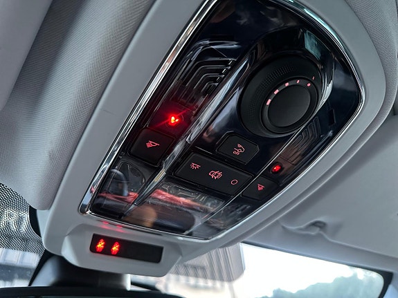 Peugeot 508 RXH 13 of 27