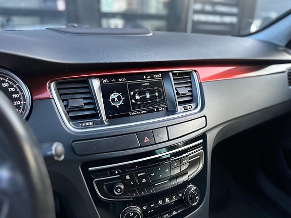 Peugeot 508 RXH 16 of 27