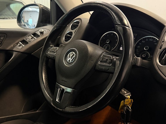 Volkswagen Tiguan 17 of 30