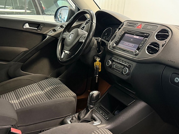 Volkswagen Tiguan 16 of 30