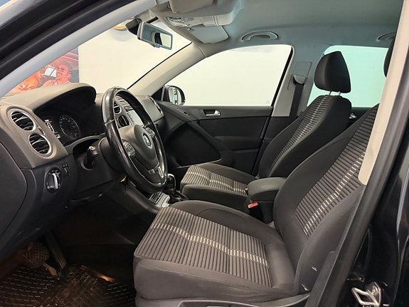 Volkswagen Tiguan 8 of 30