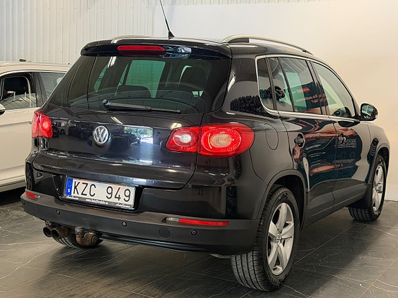 Volkswagen Tiguan 5 of 30