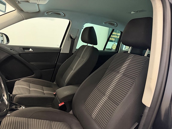 Volkswagen Tiguan 11 of 30