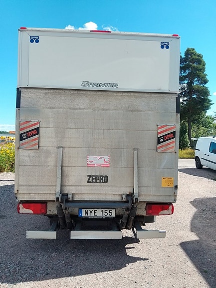Mercedes-Benz Sprinter 316 9 of 9