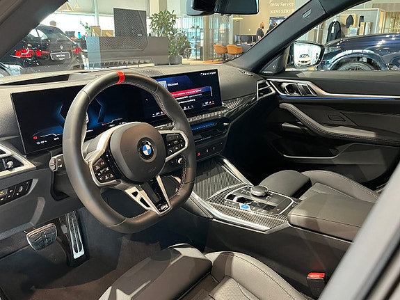 BMW i4 10 of 25