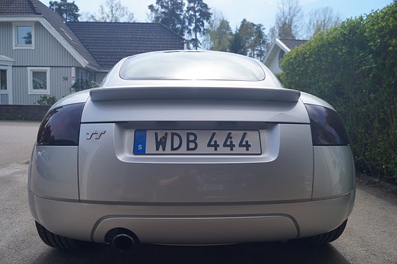 Audi TT 4 of 5