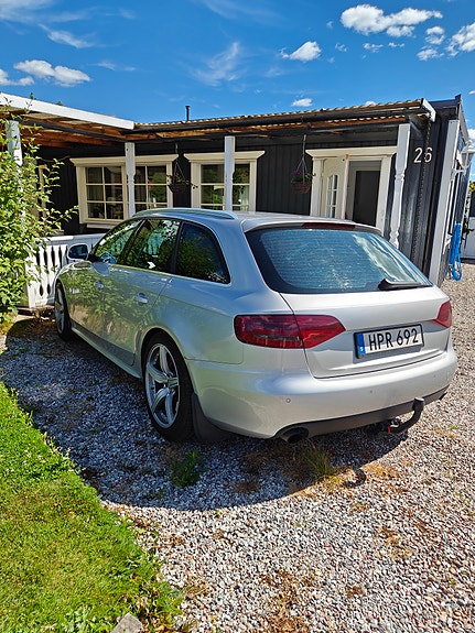 Audi A4 3 of 5