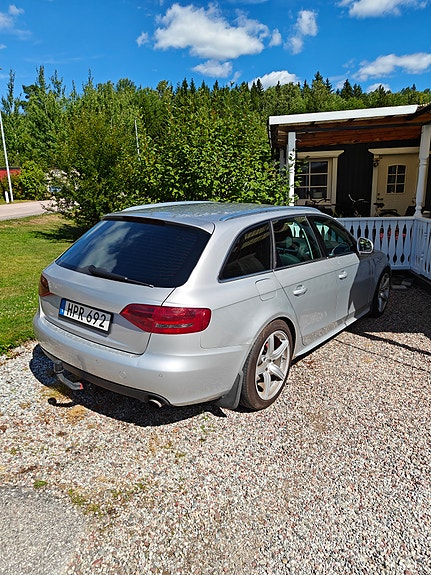 Audi A4 2 of 5
