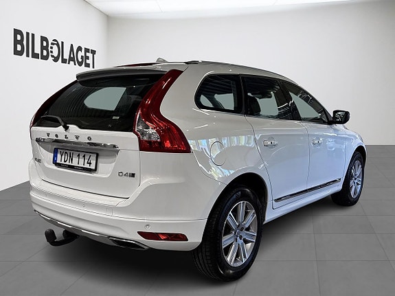 Volvo XC60 4 of 5