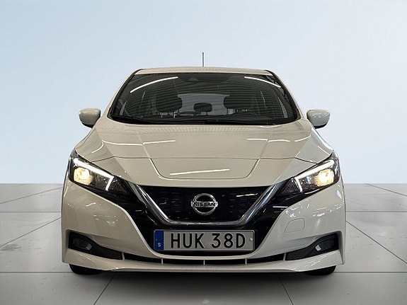 Nissan Leaf 2 of 5