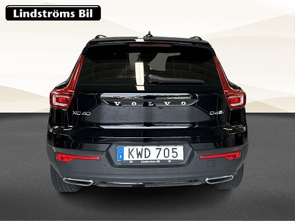 Volvo XC40 7 of 20