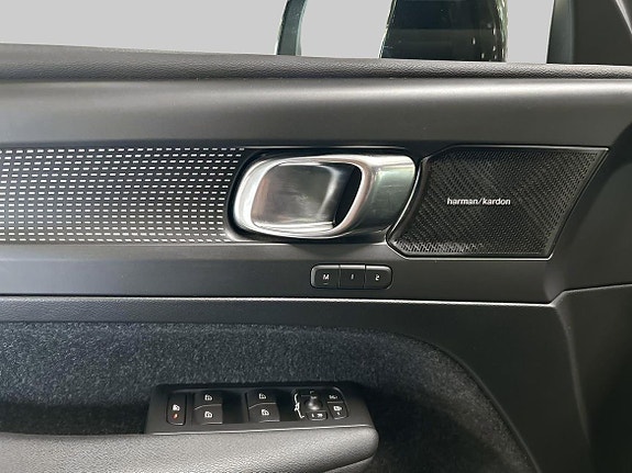 Volvo XC40 19 of 20