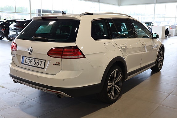 Volkswagen Golf Alltrack 6 of 14
