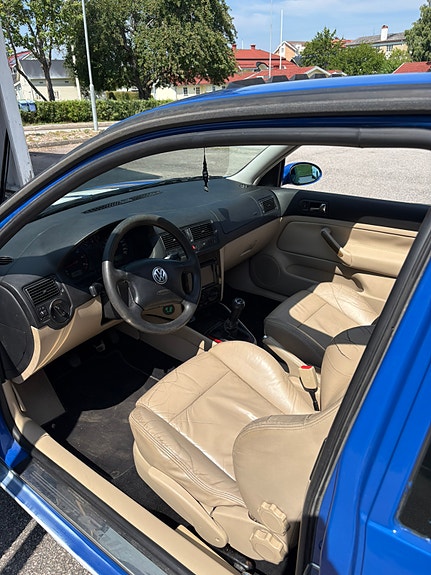 Volkswagen Golf IV 5 of 7