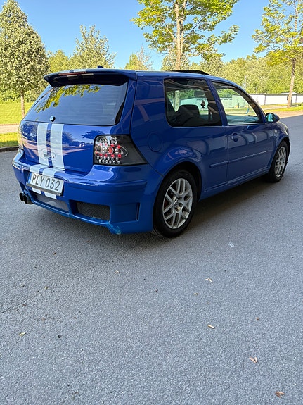 Volkswagen Golf IV 3 of 7