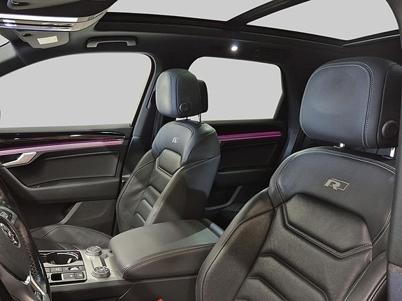 Volkswagen Touareg 7 of 24
