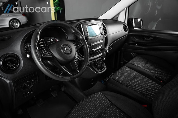 Mercedes-Benz Vito 110 18 of 28