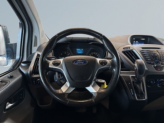 Ford Custom Tourneo 9 of 19