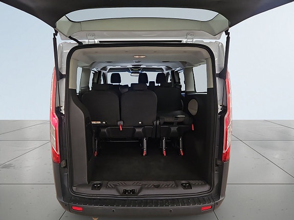 Ford Custom Tourneo 12 of 19