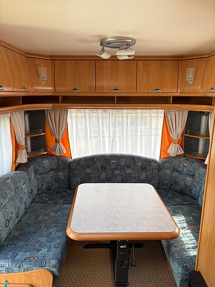 Hobby 495 UL  DE LUXE 5 of 8