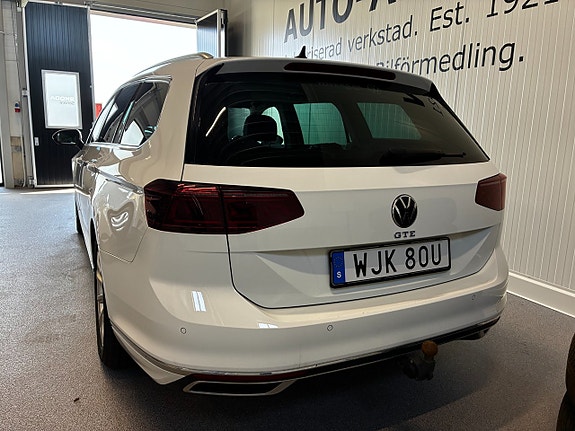 Volkswagen Passat 4 of 5
