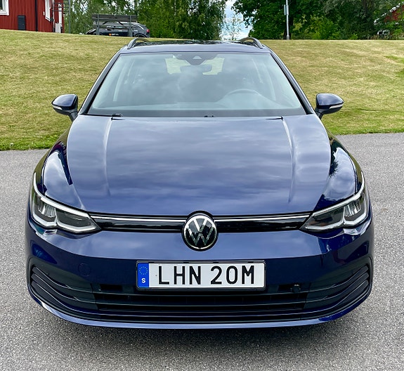 Volkswagen Golf VIII 10 of 20