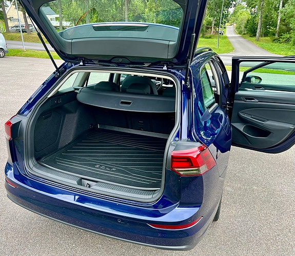 Volkswagen Golf VIII 19 of 20