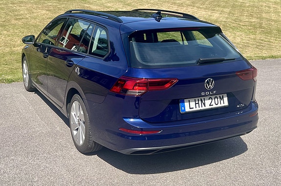 Volkswagen Golf VIII 8 of 20