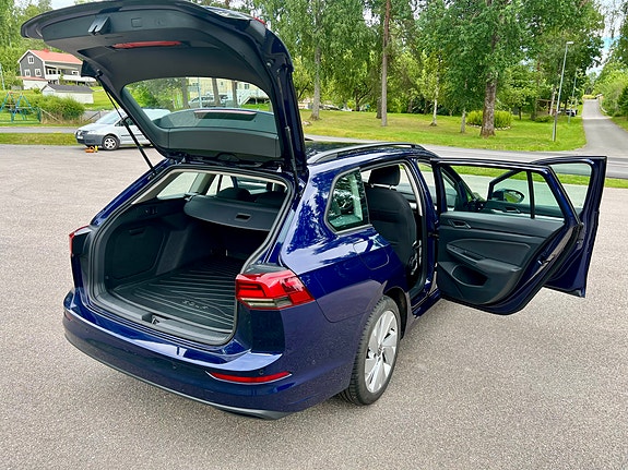 Volkswagen Golf VIII 20 of 20