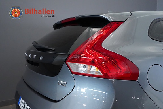Volvo V40 9 of 17