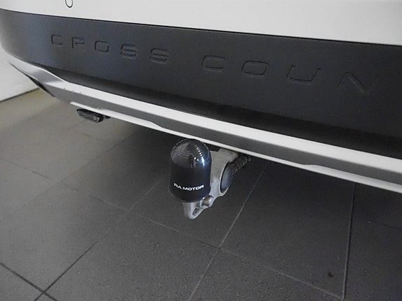 Volvo V90 Cross Country 24 of 26
