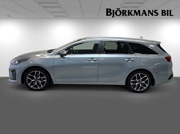 Kia Ceed 4 of 5