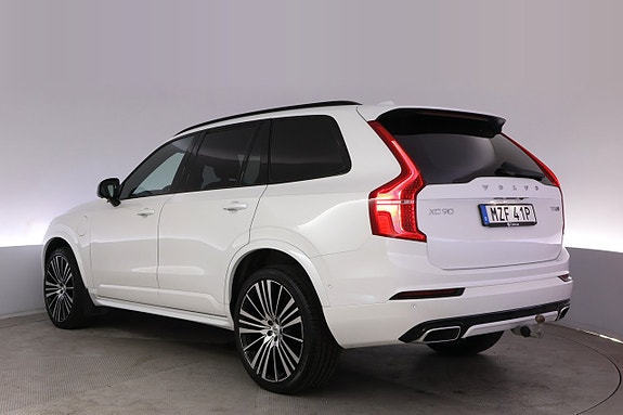 Volvo XC90 4 of 5