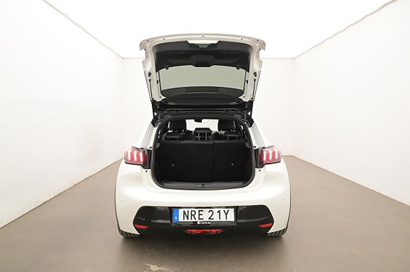 Peugeot e-208 23 of 27