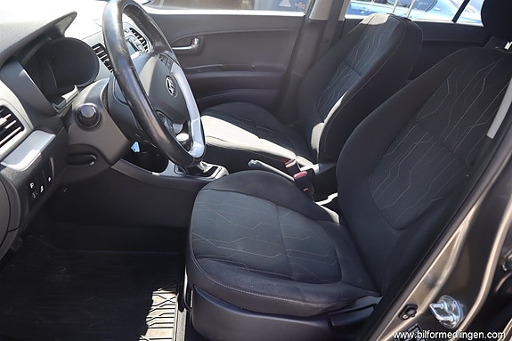 Kia Picanto 4 of 5