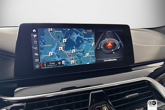 BMW M550i 11 of 22