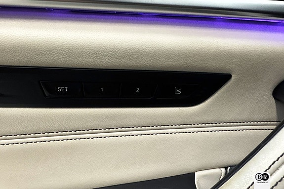 BMW M550i 19 of 22